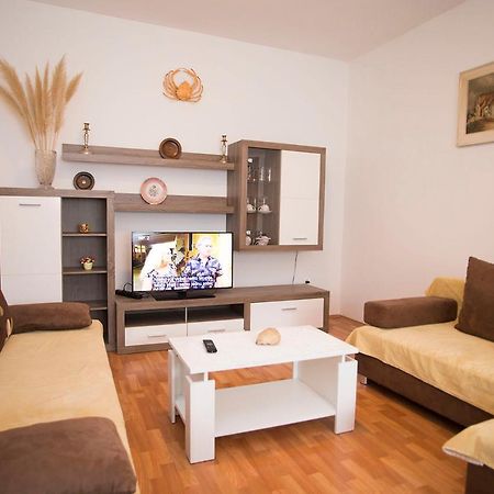 Stanici Beach Apartments Omis Ngoại thất bức ảnh