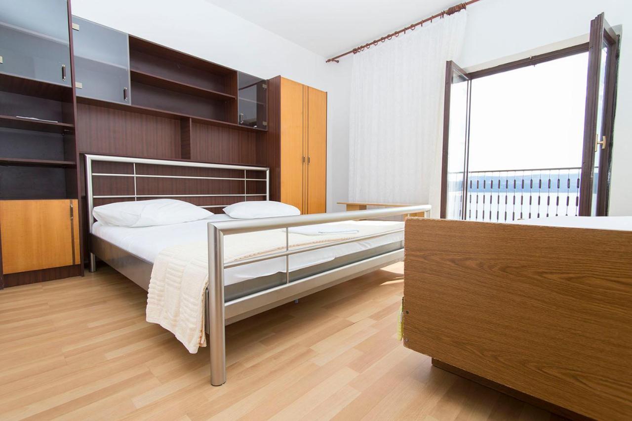 Stanici Beach Apartments Omis Ngoại thất bức ảnh